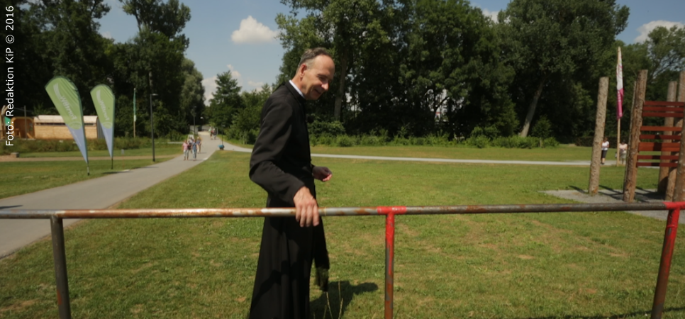 Kreuz und mehr - LaGa 2016 - Das schmerzhafte Geländer